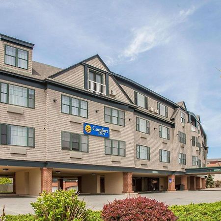 Comfort Inn At Newport Beach Мидълтаун Екстериор снимка